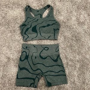 NEVER WORN Matching Workout Set